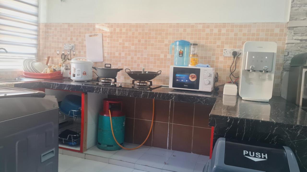 Anjung Klia House 31 With Neflix Villa Banting  Kültér fotó