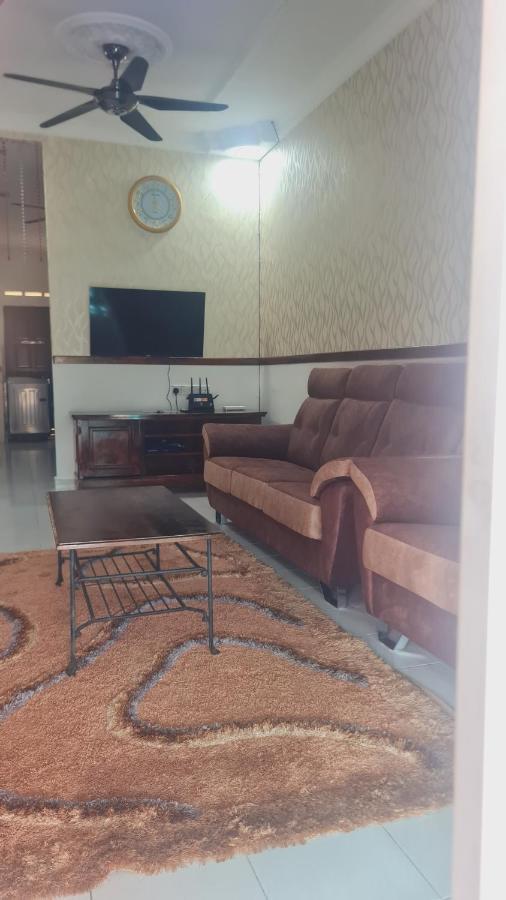 Anjung Klia House 31 With Neflix Villa Banting  Kültér fotó