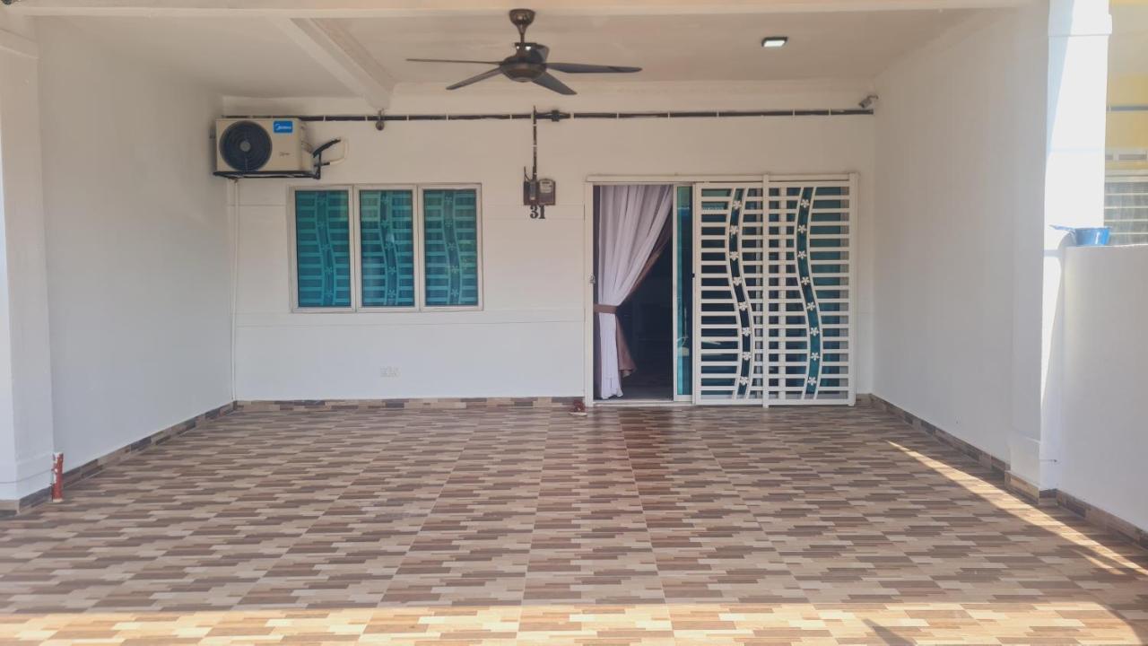 Anjung Klia House 31 With Neflix Villa Banting  Kültér fotó