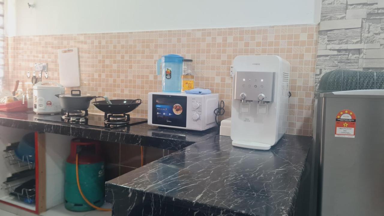 Anjung Klia House 31 With Neflix Villa Banting  Kültér fotó
